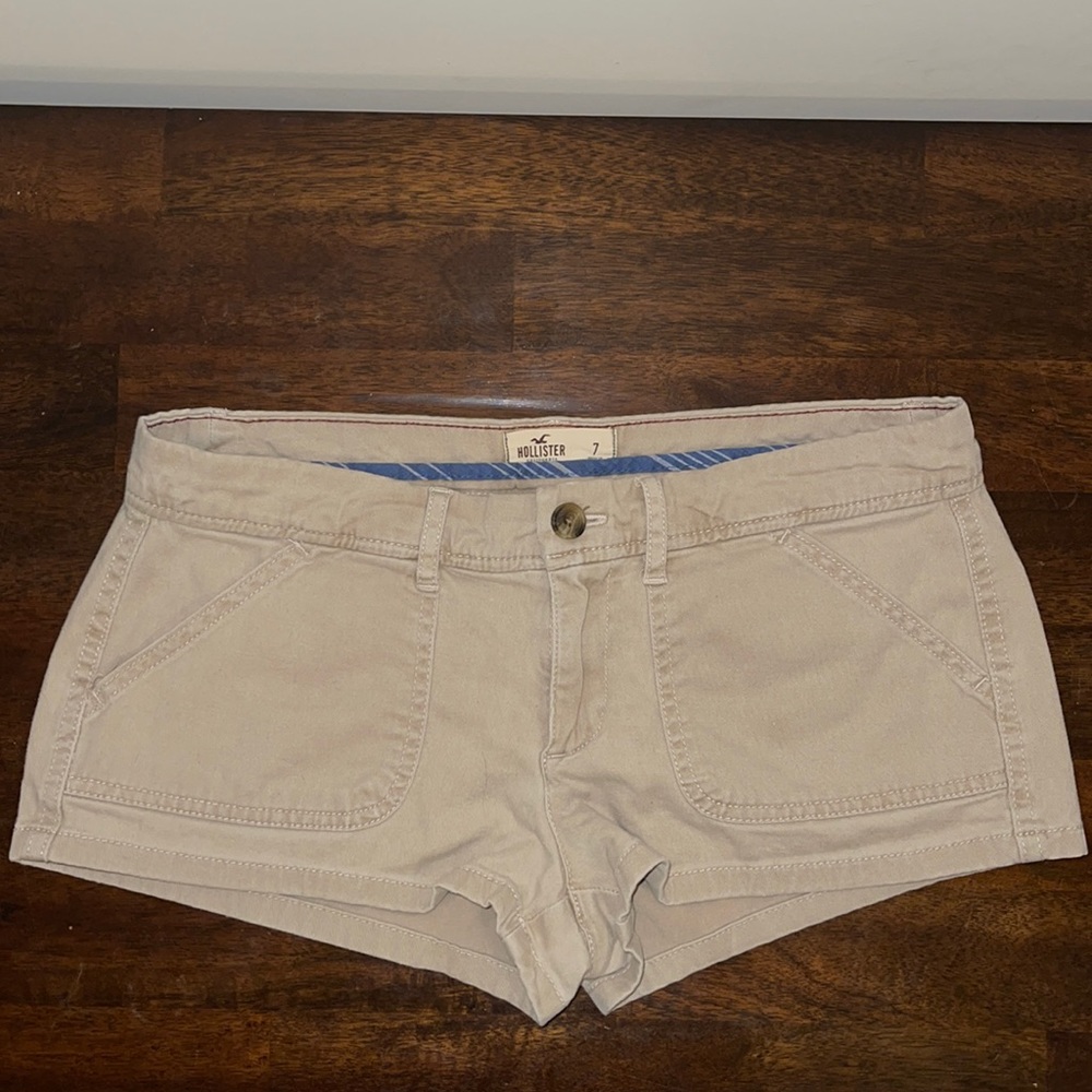 Hollister Khaki Shorts